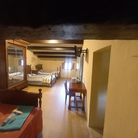 Hostal Rural Mas Blanc San Martin de Centellas Exterior photo